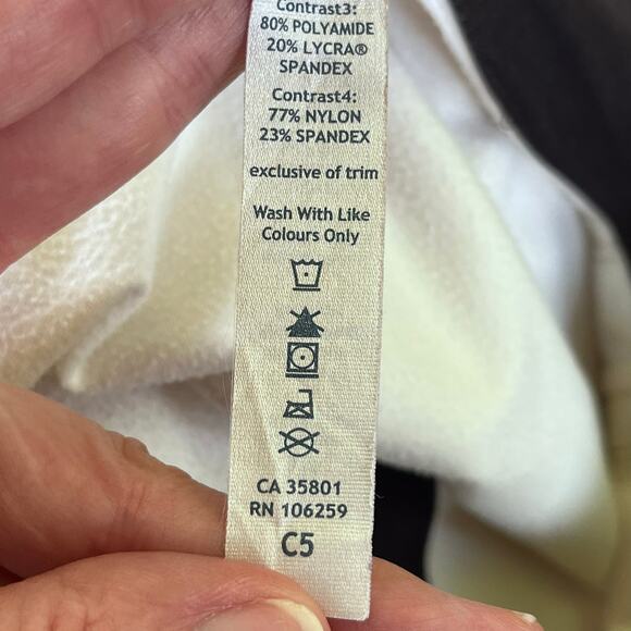 Lululemon Women's Draft Dodger Jacket Ivory/Black Size 12 - Picture 10 of 10